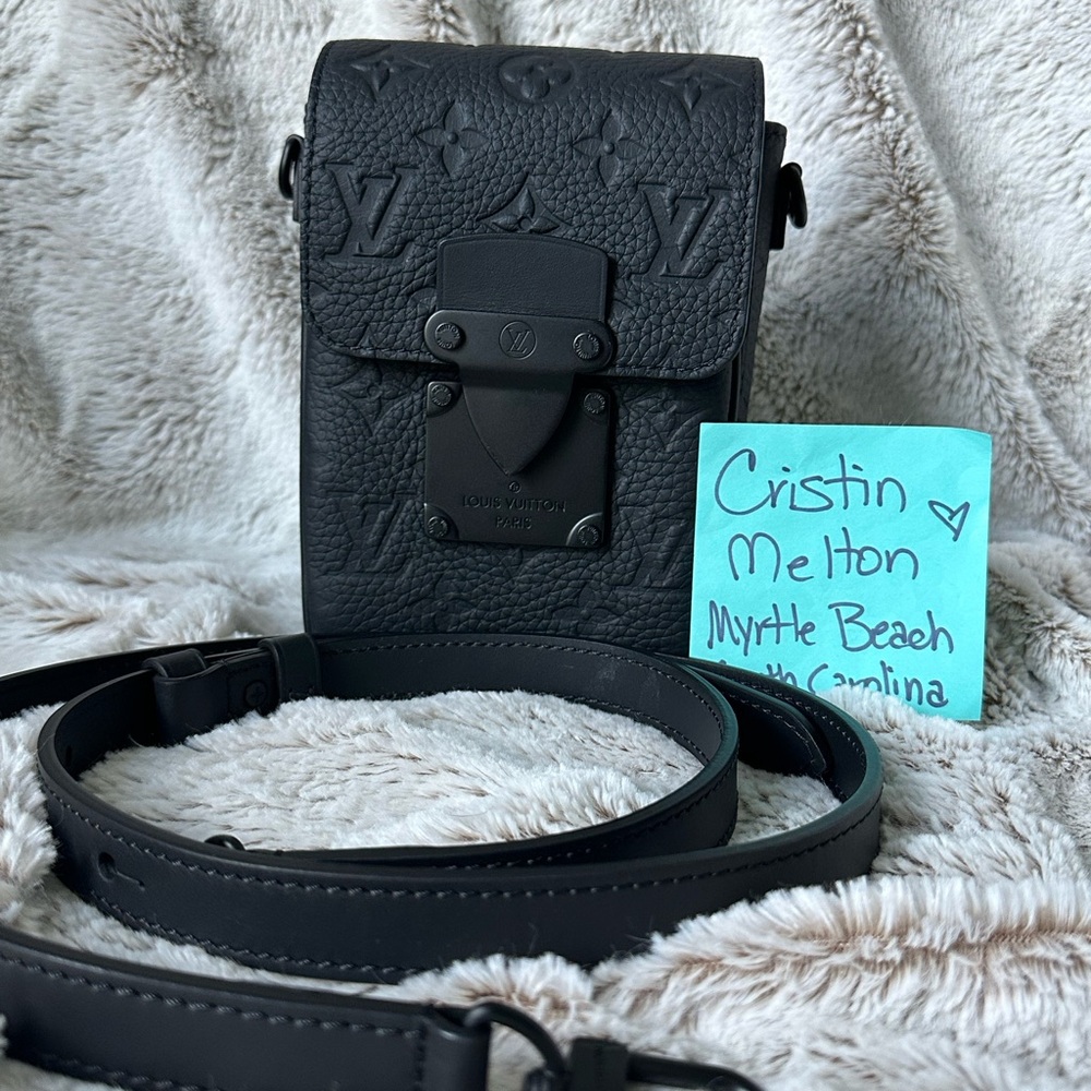 Sold on FB. Louis Vuitton S-Lock Vertical Wearbale Wallet Taurillon Black - Picture 5 of 17